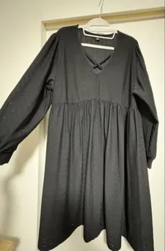 【美品】SHEINブラックフレアドレス Vネック 長袖ワンピース