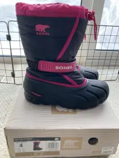 SOREL YOUTH FLURRY ブーツ 4サイズ ブラック/ピンク