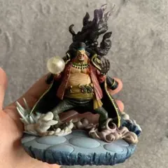 ワンピース マーシャル D ティーチ 黒ひげ フィギュア