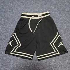新品/未使用/正規品【NIKEジョーダン ショートパンツ　バスケットパンツ】S