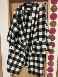 黒白チェック柄ロングコート