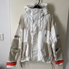 DIESEL ナイロンジャケット ホワイト/ベージュ　テクニカルジャケット