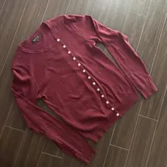アニエスベーの煉瓦色のカーディガン