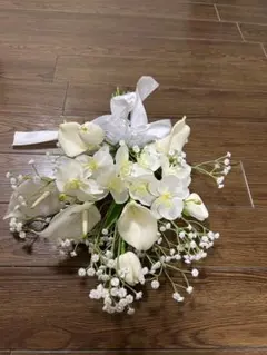 h*n様 ホワイト造花の手持ちブーケ•ブートニア