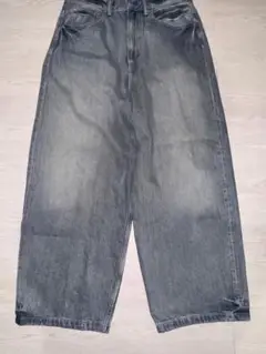 H&M SUPER BAGGY 31/30