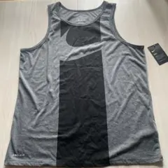 新品 NIKE タンクトップのサムネイル