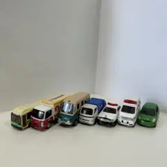 トミカまとめ売り(トミカ以外も混在) Amazon.co.jp: トミカ №002 範多機械 アスファルトフニッシャ