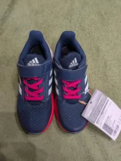 adidas ネイビー ピンク スニーカー
