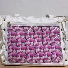 痛バッグ 缶バッジセット　wego うりのあ　カラフルピーチ 痛バッグ 缶バッジセット wego うりのあ カラフルピーチ - メルカリ