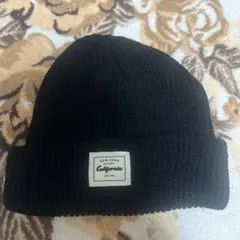 ブラックニット帽 ロゴ付き
