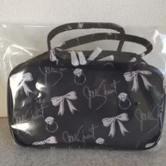 【新品未使用】ジルスチュアート ポーチ ラージ　黒地リボン柄 21×14×7