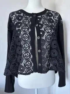 美品☆アコーレLe-Fluyのブラック 花柄カーディガン