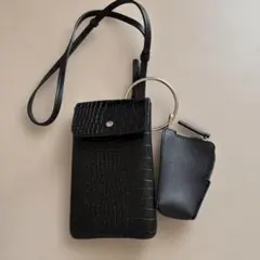 クロコダイル柄型押し ブラック スマホショルダーバッグ　キーケース付き　⭐︎