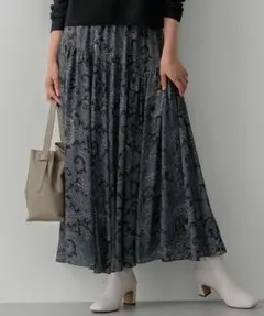 23区☆ペイズリー柄　ロングスカート☆48 ブラック　大きいサイズ 23区☆ペイズリー柄 ロングスカート☆48 ブラック 大きいサイズ