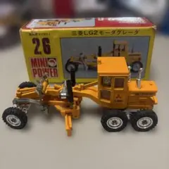 コマツ モーターグレーダーGD605A ミニカー 1/50 - メルカリ