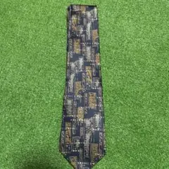 DIE MUSCHEL 高級シルクネクタイ　メンズ