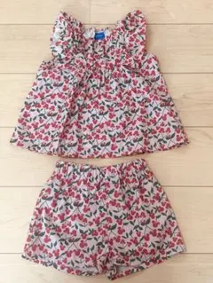 ミッキーさくらんぼ柄　セットアップ　100サイズ