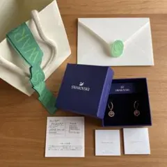 【新品箱入り　保証書あり】✳︎きらきら揺れるスワロフスキー　ドロップピアス