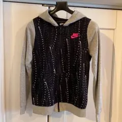 ★NIKE★ ジュニアジップパーカー