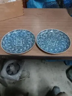 松峰製 青色幾何学模様皿 湯のみ、小鉢セット