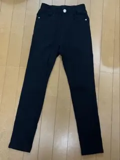 140 ブラック 裏起毛スリムフィット 長ズボン　ストレッチパンツ