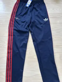 新品タグ付 adidas アーセナル OGトラックパンツ L KB1757 - メルカリ