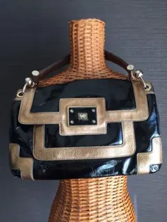 Item thumbnail for item 25d47fbf-6f96-4449-8c29-b784a2b0d123