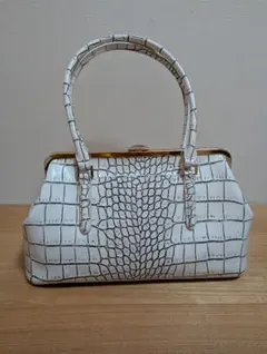 Cat in the closet　クロコダイル型押し　牛革 ハンドバッグ