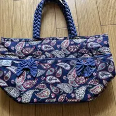 Item thumbnail for item def825b9-2dbe-41bc-bbfd-22b6e4ef30f2