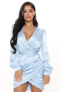 新品 FashionNova ライトブルー ワンピース ドレス Sサイズ