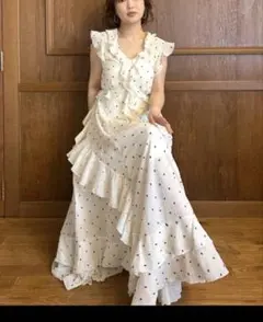 LILY BROWN ラッフルフリルワンピース Sサイズ
