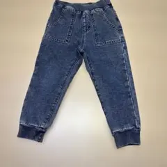 GU ダークブルーデニムパンツ