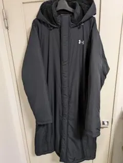 美品 UNDER ARMOUR アンダーアーマー ベンチコート ブラック ロング