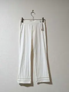新品 GANOSCH　ガノッシュ パンツ ボトムス　変わり裾 ホワイト 夏