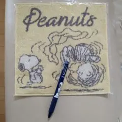Peanuts ハンドタオルと、 スヌーピー・Pentel Feelボールペン