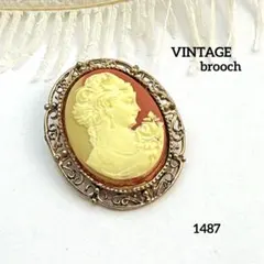 1487 ヴィンテージ ブローチ カメオ 貴婦人 横顔 オーバル 額縁 装飾