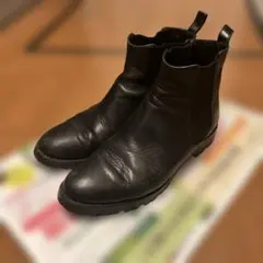 ユナイテッドアローズ　vibram サイドゴアブーツ　黒