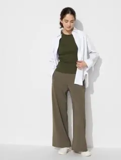美品　UNIQLO クレープジャージーストレートパンツ　M