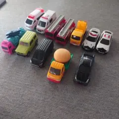 トミカ ミニカー まとめ売り 11台セット - メルカリ