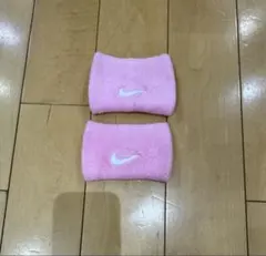 NIKE リストバンド ピンク 2個セットのサムネイル
