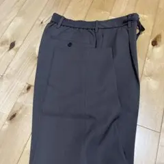 ユニクロC タックワイドテーパードパンツ