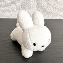 ミッフィー　うさぎ　ぬいぐるみ