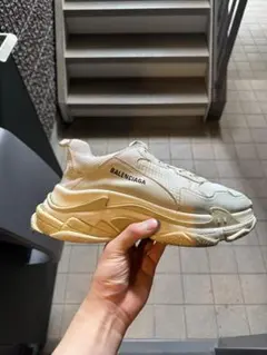 2026年最新】balenciaga triple s 43の人気アイテム - メルカリ