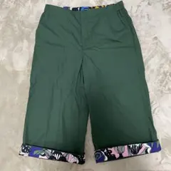 マリメッコ　UNIQLO ワイドクロップドパンツ　グリーン　北欧デザインのサムネイル