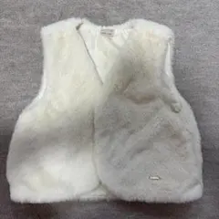 petit main アイボリー フェイクファーベスト サイズＳ 80~90㎝