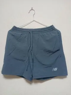 New Balance XS グレー ショートパンツ