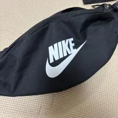 ✽美品✽ NIKE ブラック ボディバッグ