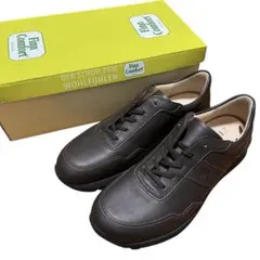 Item thumbnail for item a7b624d6-c5d8-47f0-b8fa-fe92e211cd28