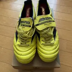 モレリア28cm　Mizunoスパイクシューズ