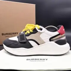 美品✨️ バーバリー ノバチェック 厚底 メンズ スニーカーのサムネイル
